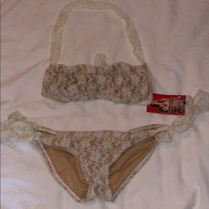 Peaches white/nude lace bikini set, NWT